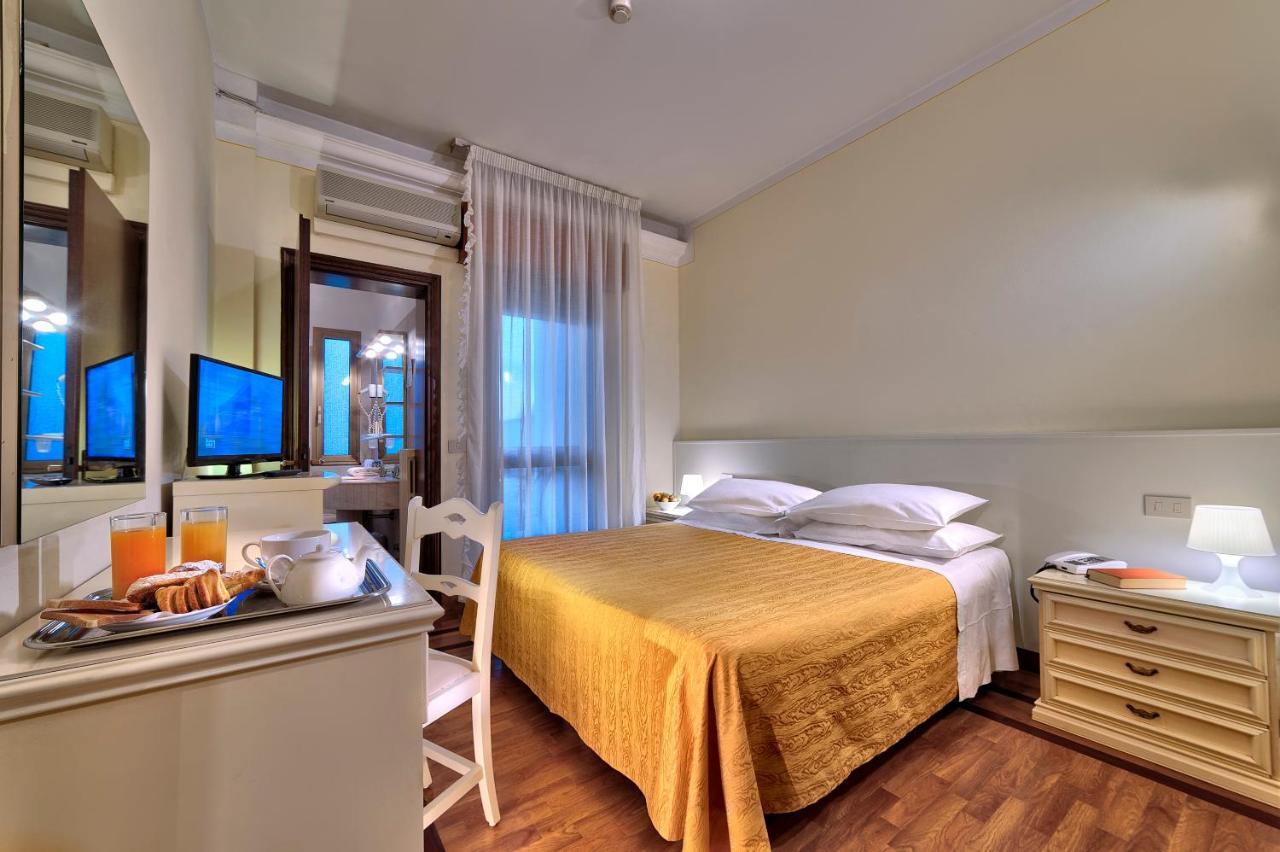 Double or Twin Room,1553809957:JPEG